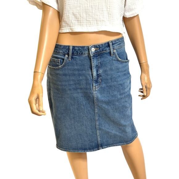 Old Navy Jean Skirt Size 10 Straight Y2K Grunge Streetwear Edgy Retro Minimalist - Picture 2 of 15